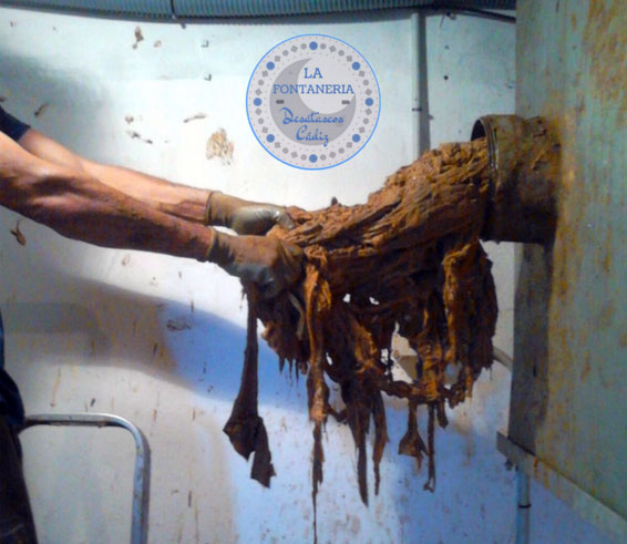 Desatascos de desagües en Cádiz